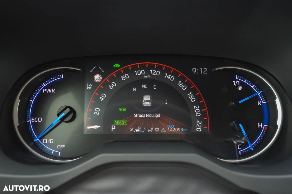 Toyota RAV4 2.5 4x4 Team Deutschland - 24