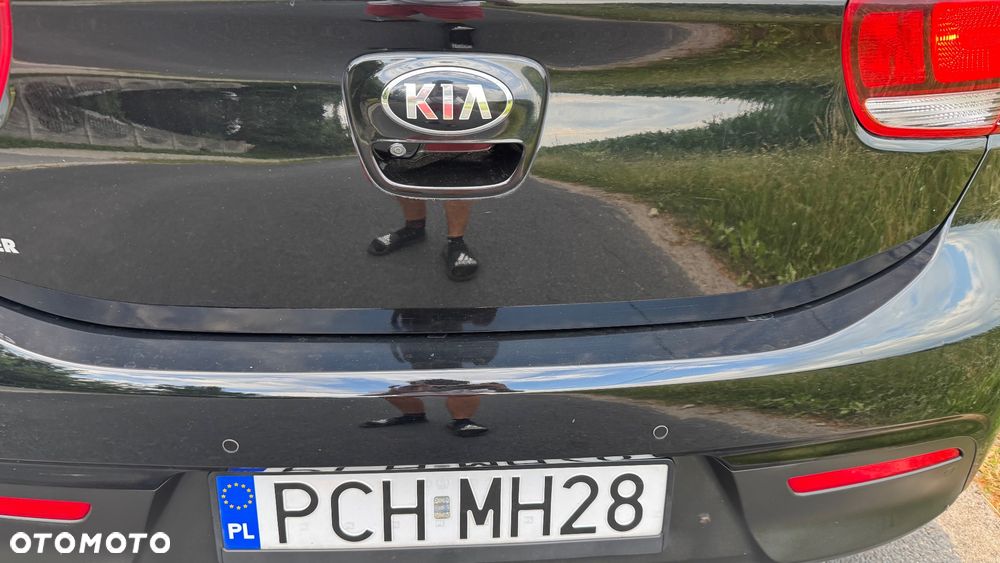 Kia Rio - 16