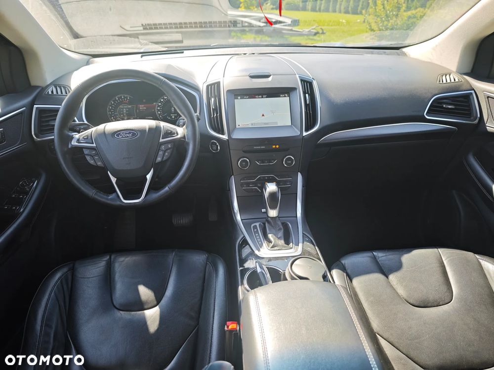 Ford Edge 2.0 TDCi Bi-Turbo 4x4 Titanium - 22