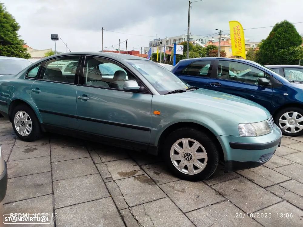 VW Passat 1.9 TDi Confortline - 1