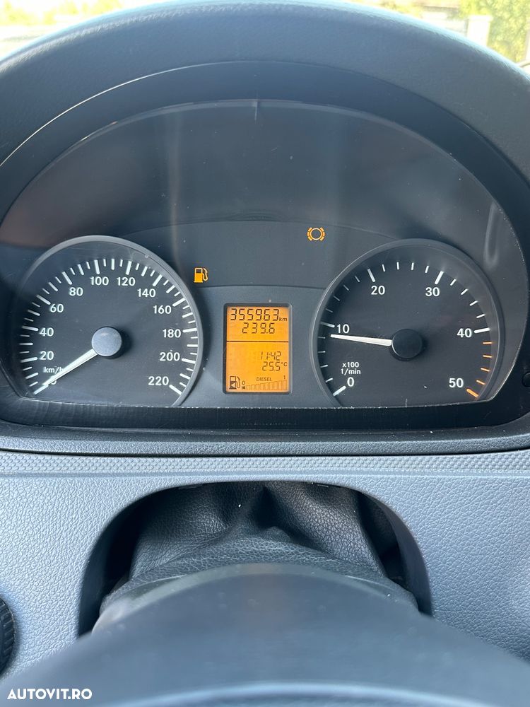 Mercedes-Benz Vito - 13