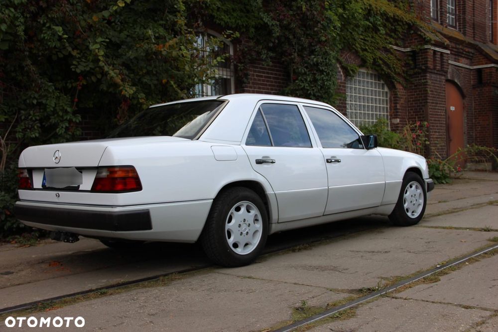 Mercedes-Benz W124 (1984-1993) - 3