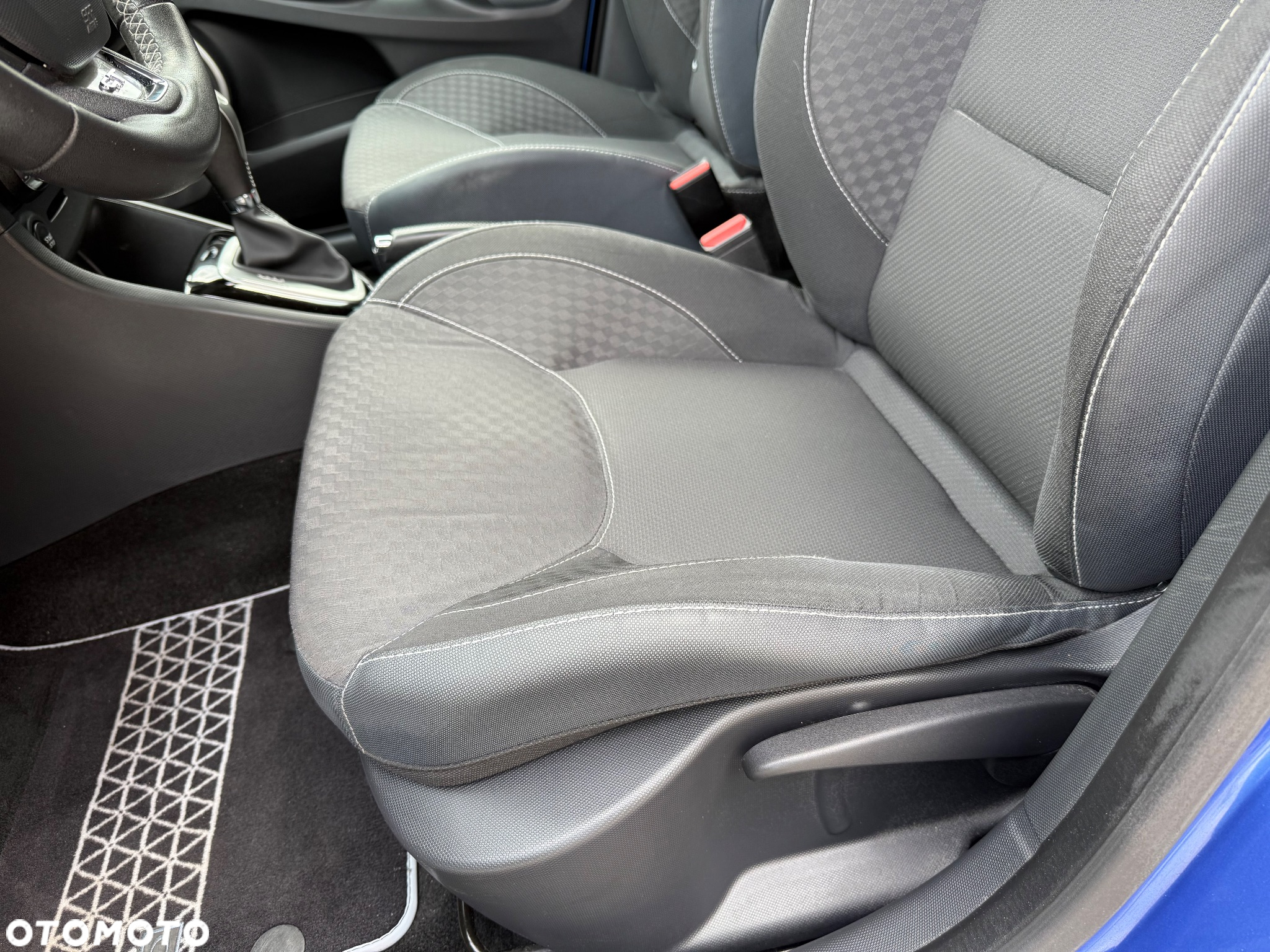 Renault Clio ENERGY TCe 120 EDC GT - 29