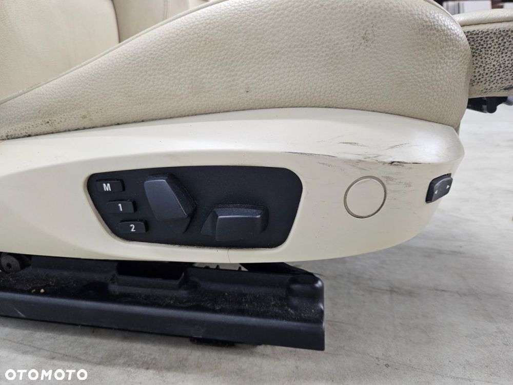 Fotele BMW E92 Coupe 04-12r. M-pakiet Sportseast kanapa tylna ANGLIK KOMPLET skóra beżowa CREMEBEIGE - 10