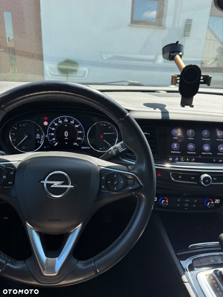 Opel Insignia 2.0 CDTI - 16
