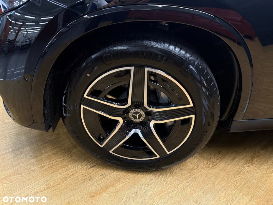 Mercedes-Benz GLC - 18