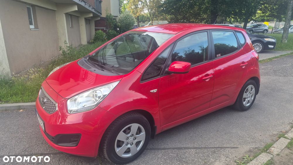 Kia Venga - 17