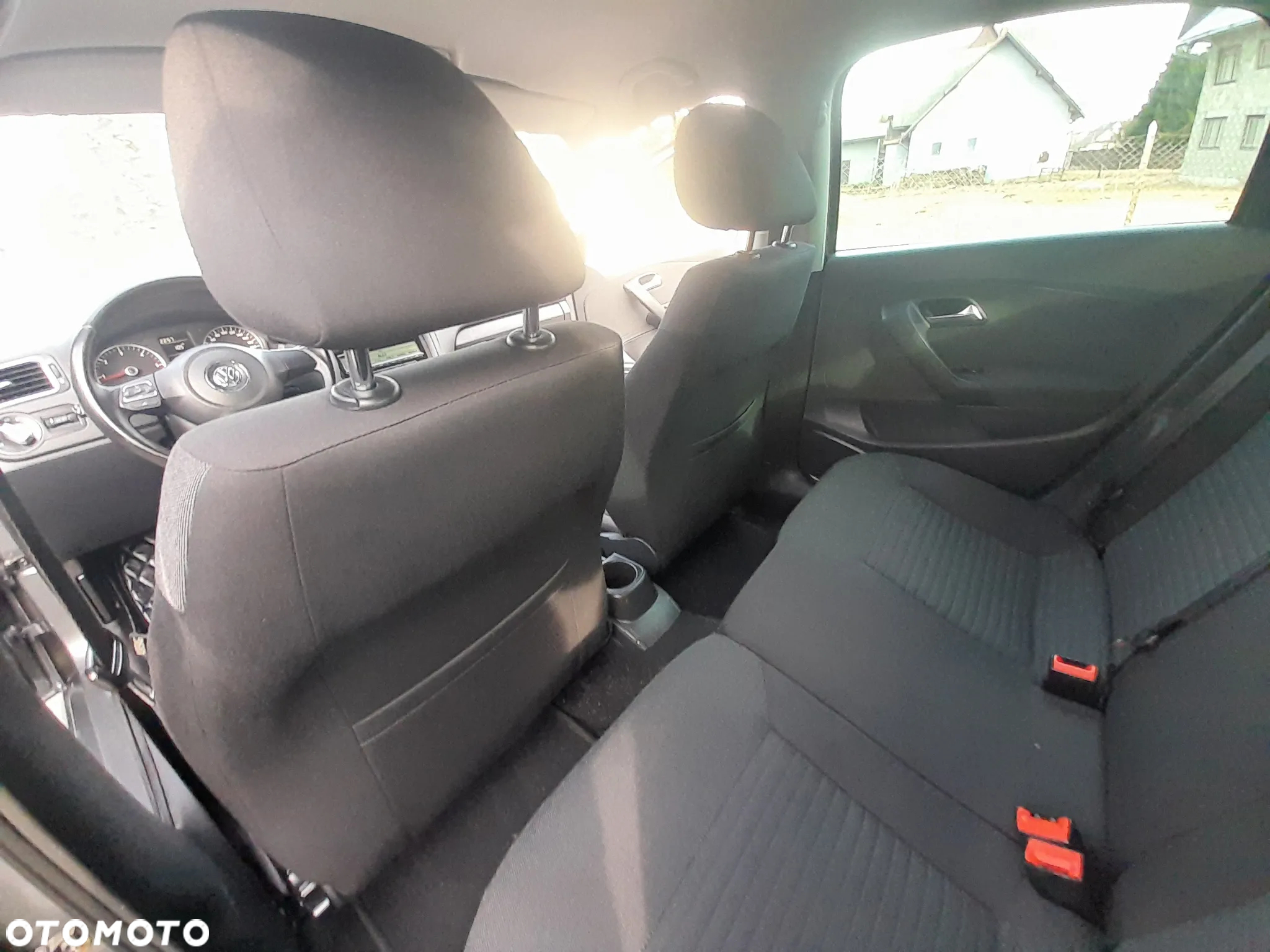 Volkswagen Polo 1.6 TDI Blue Motion Style - 22