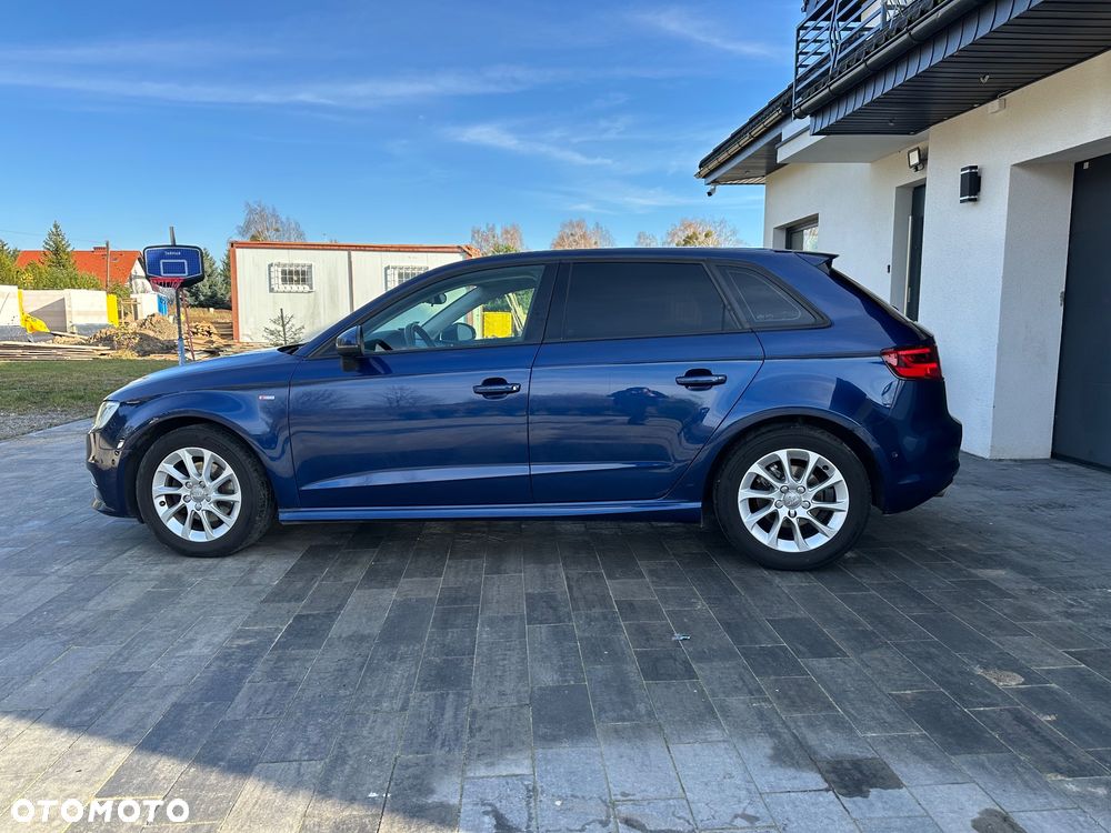 Audi A3 Sportback - 14