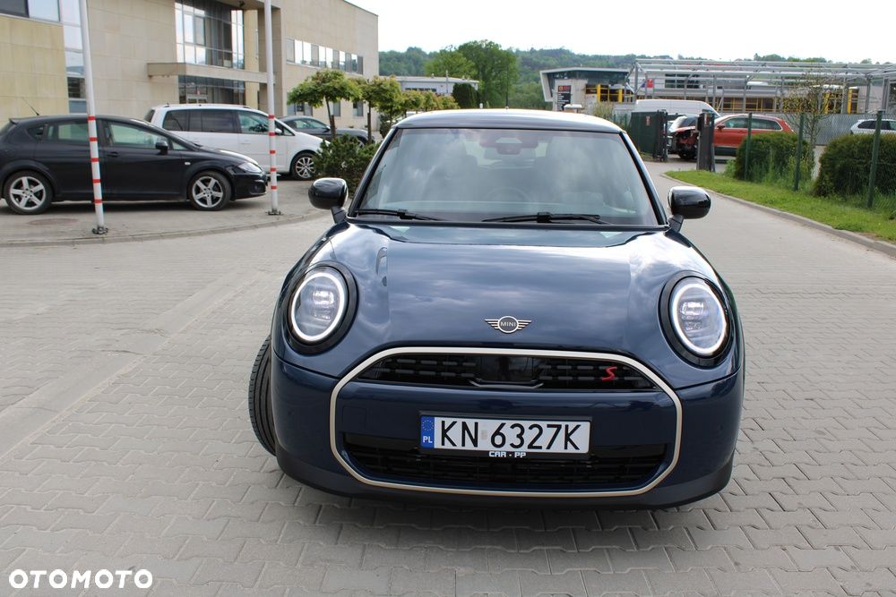 MINI Cooper S Favoured Trim - 3