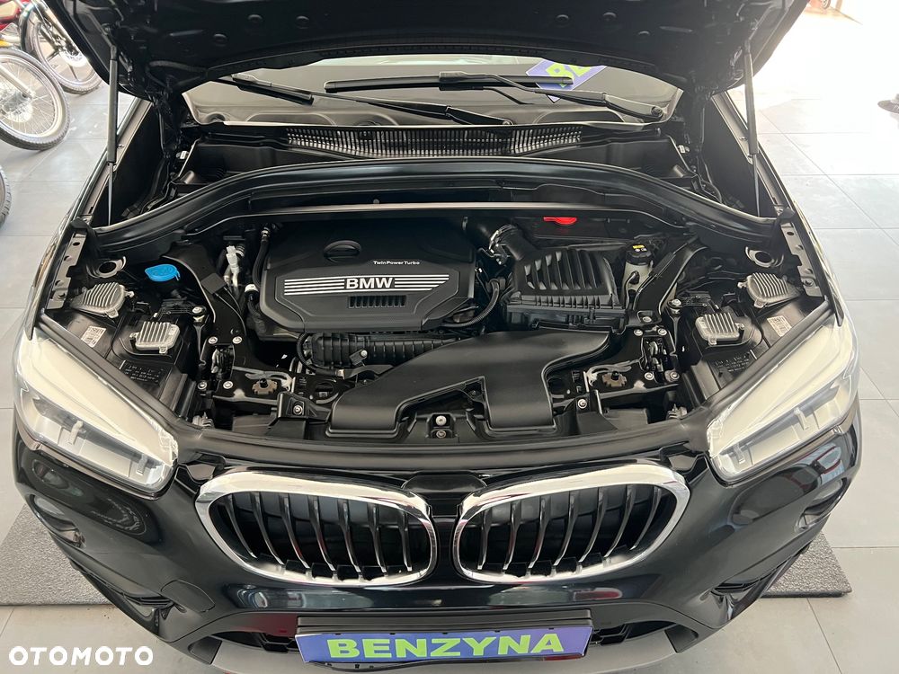 BMW X1 sDrive18i Business Edition - 11