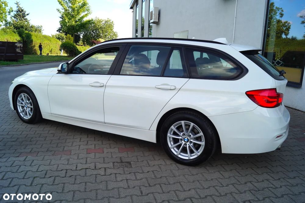 BMW Seria 3 318d Advantage - 10