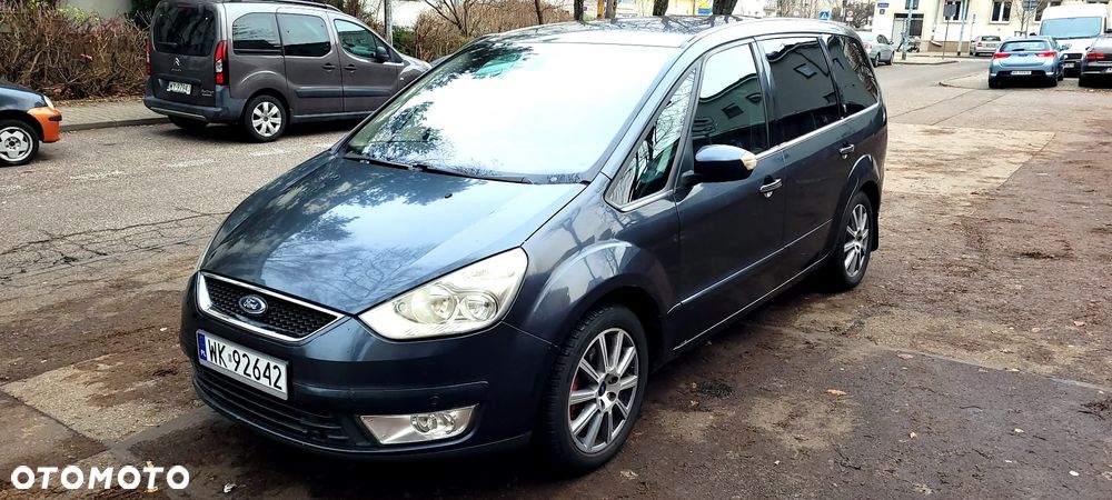 Ford Galaxy 2.0 Ghia - 2