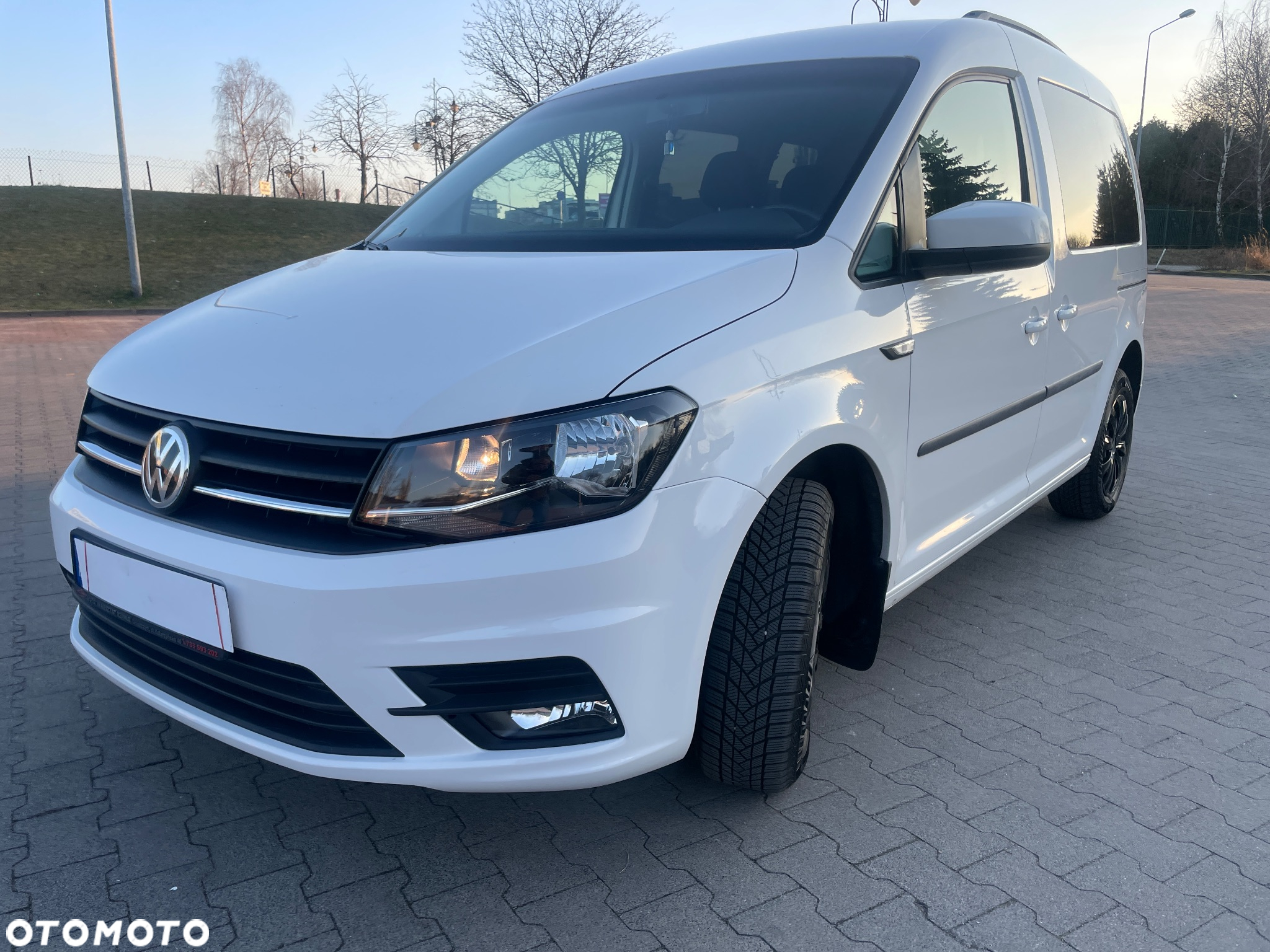 Volkswagen Caddy 2.0 TDI (5-Si.) Trendline Blue Motion - 3