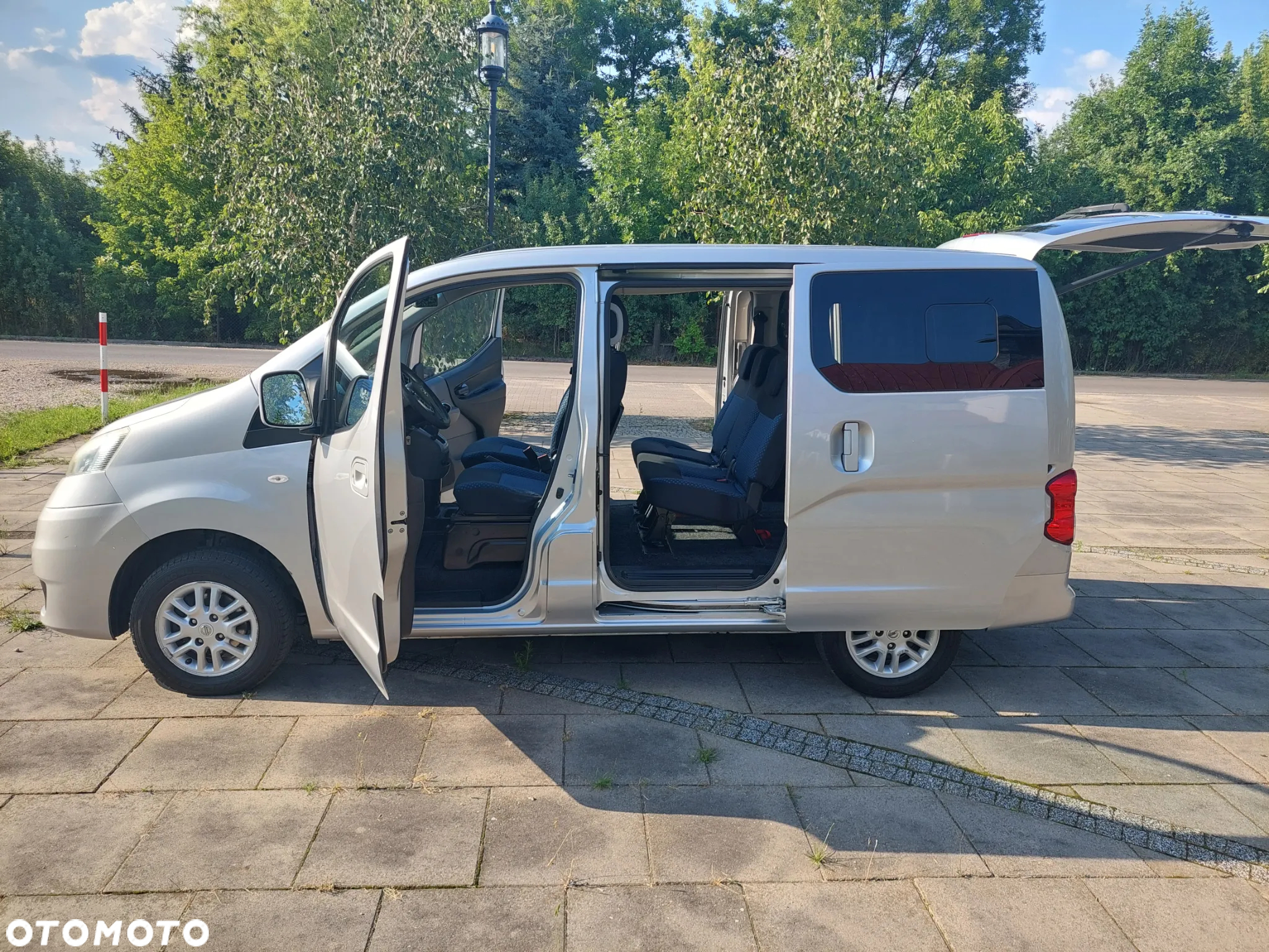 Nissan NV200 Evalia 1.5 Premium - 4