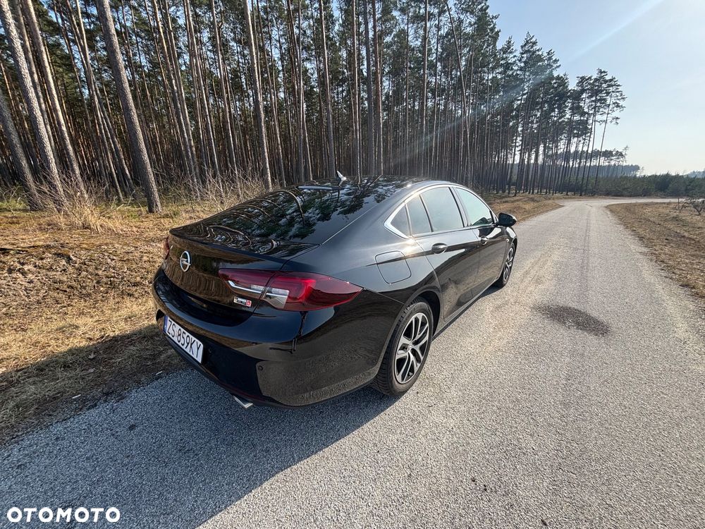 Opel Insignia 1.6 T Innovation S&S - 10