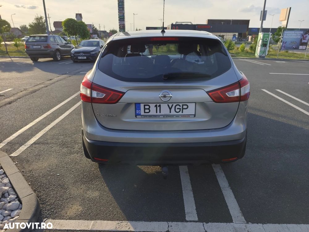 Nissan Qashqai - 2