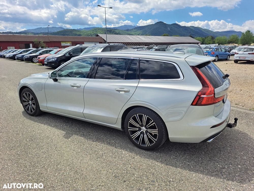 Volvo V60 T6 AWD Twin Engine Geartronic Momentum Pro - 12