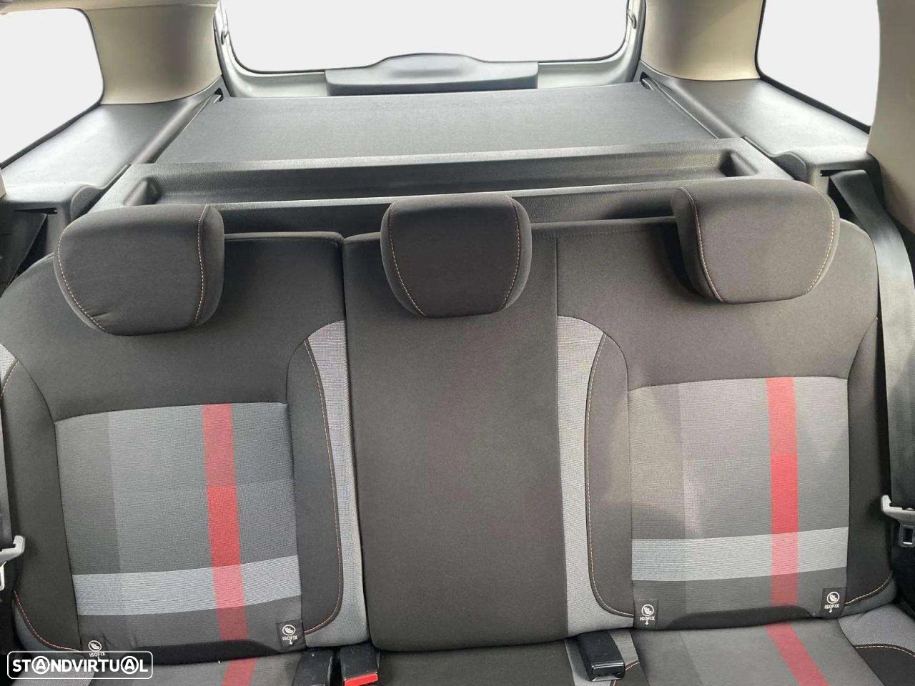 Dacia Logan MCV 0.9 TCe Stepway - 17
