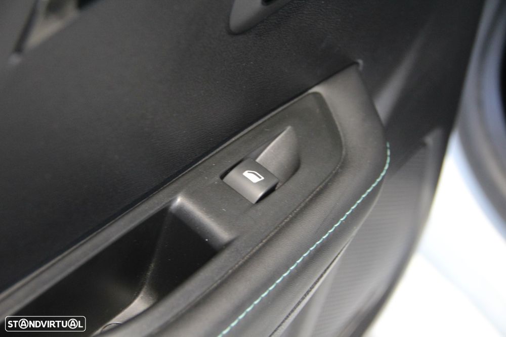 Peugeot e-208 50 kWh Allure - 29