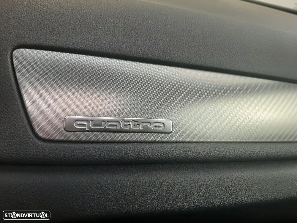 Audi Q3 2.0 TDI quattro Design S tronic - 35