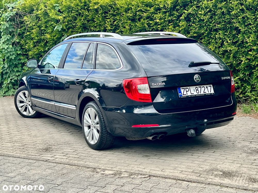 Skoda Superb 2.0 TDI Comfort DSG - 22