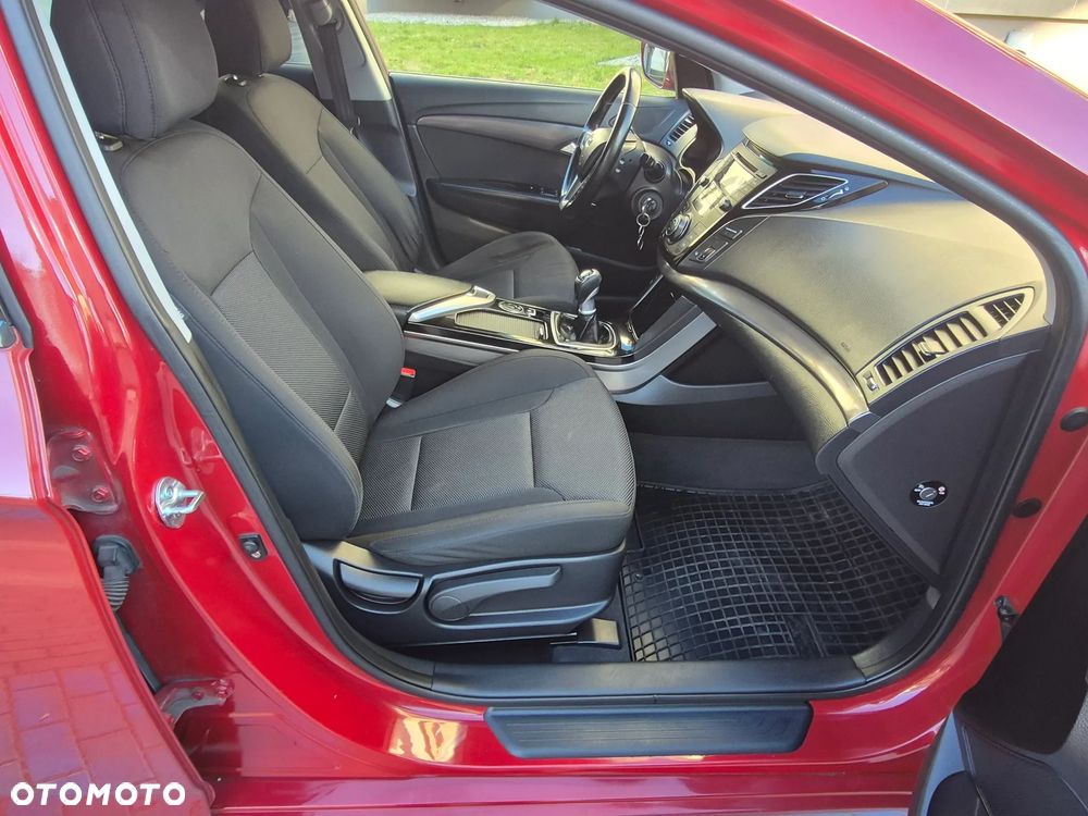 Hyundai i40 1.7 CRDi Comfort + - 14