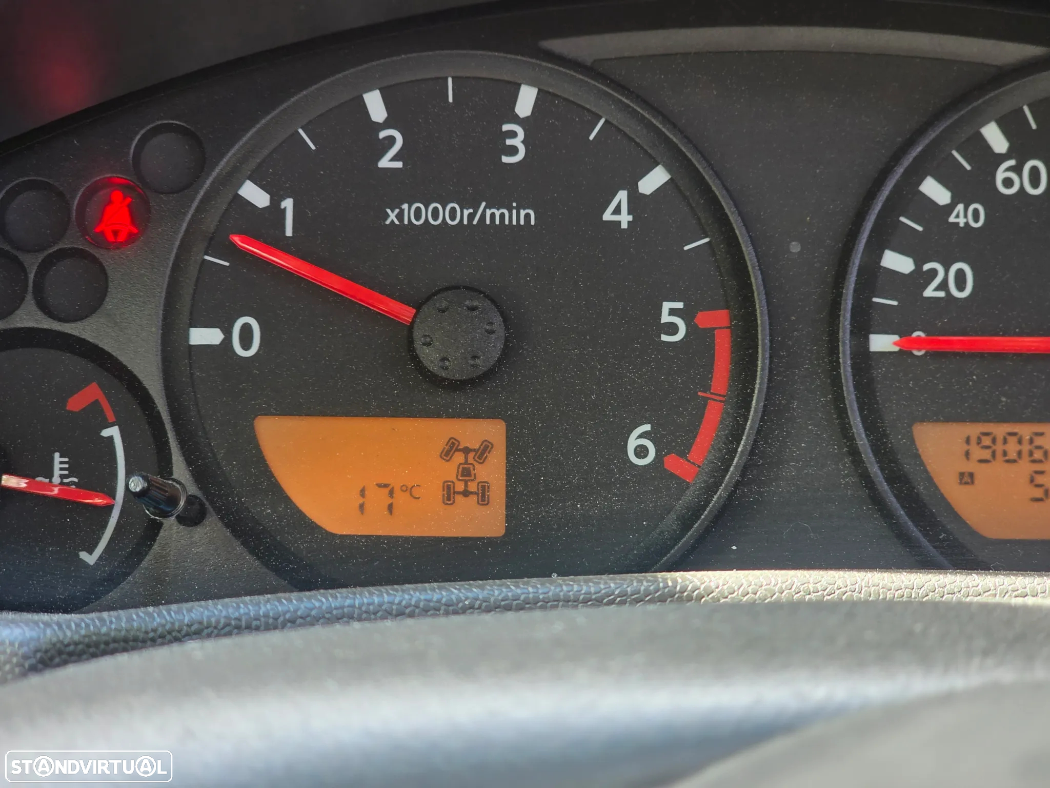 Nissan Navara 2.5 dCi CD LE Premium AT - 22