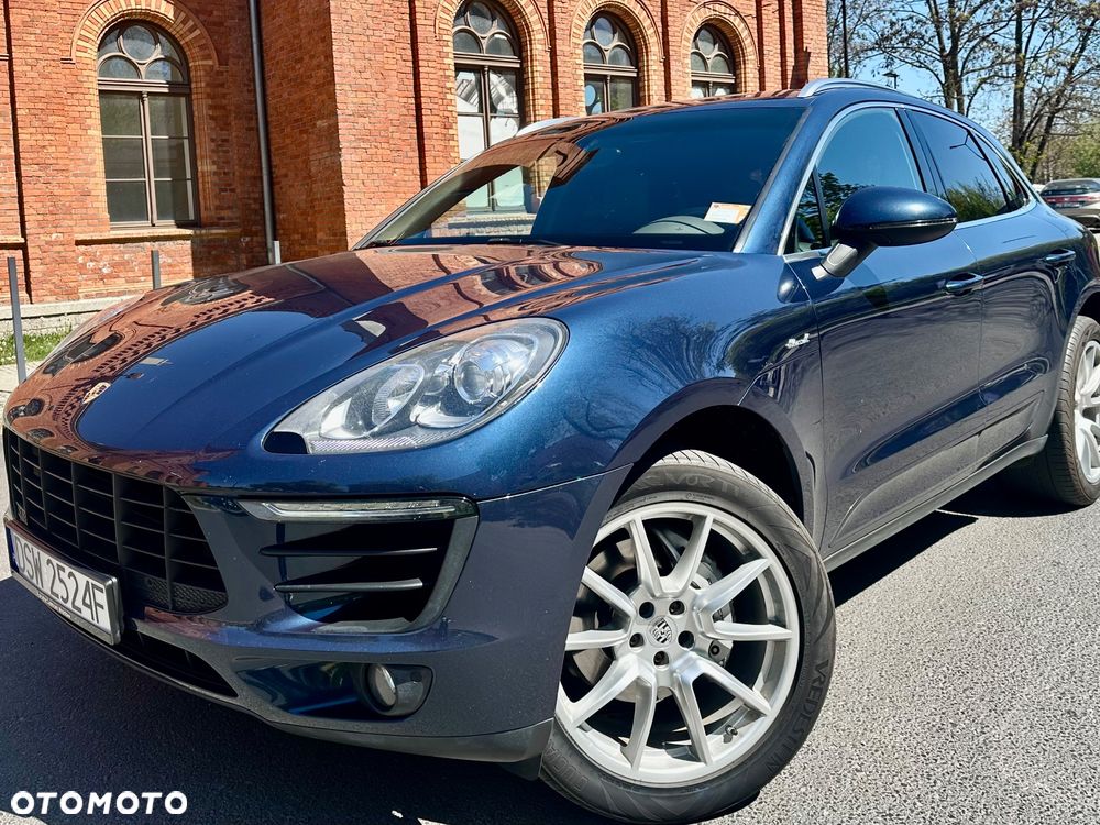 Porsche Macan - 1