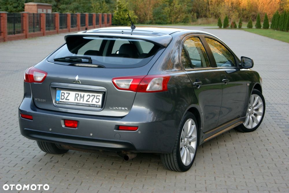 Mitsubishi Lancer 1.8 Intense - 15