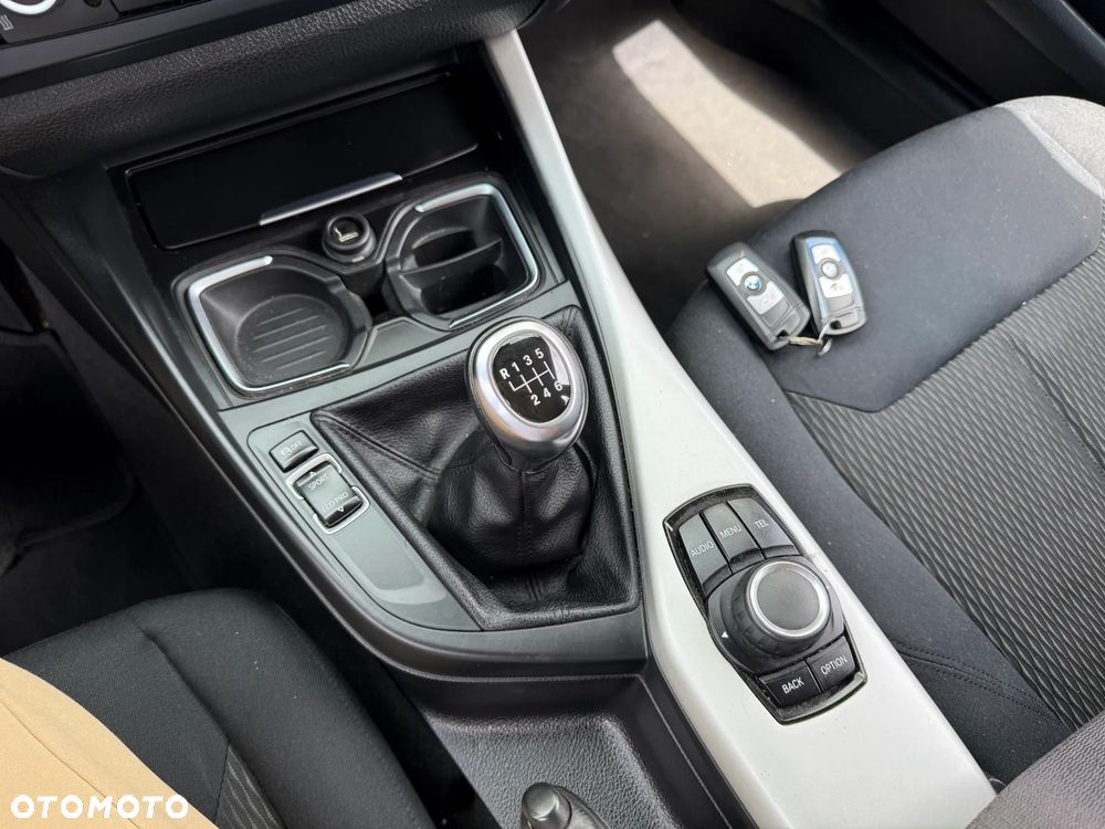 BMW Seria 1 118d DPF Edition Sport - 20