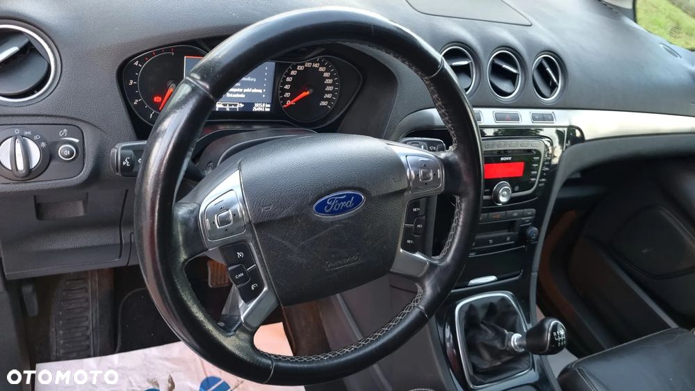 Ford S-Max 2.0 TDCi Titanium - 21