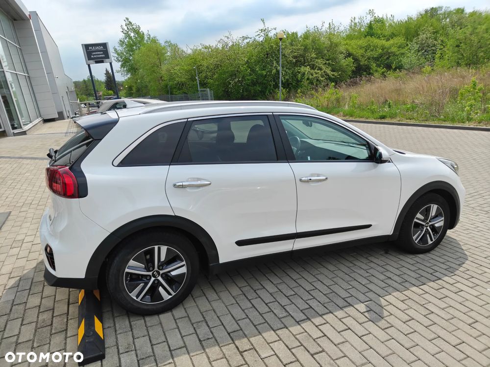 Kia Niro 1.6 GDI Hybrid Business Line - 8