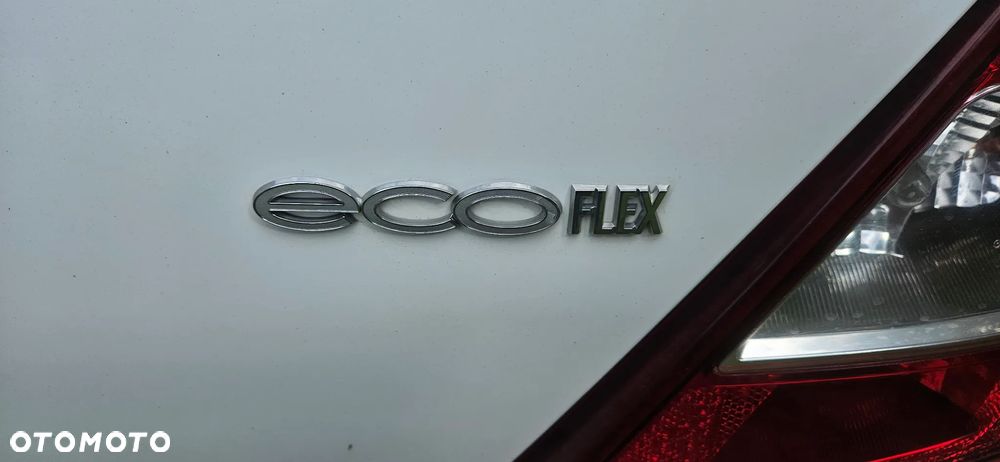 Opel Corsa 1.4 16V 150 Jahre - 32