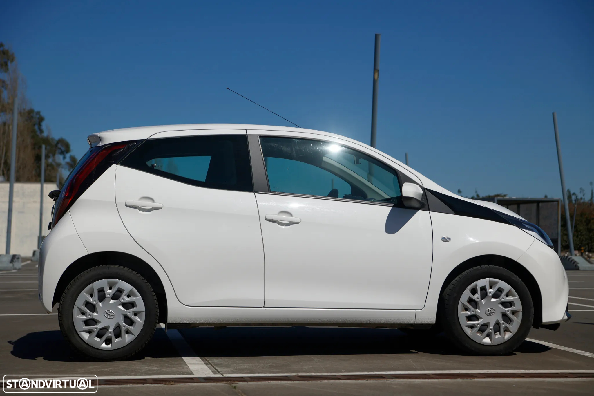 Toyota Aygo 1.0 X-Play+X-Touch - 4
