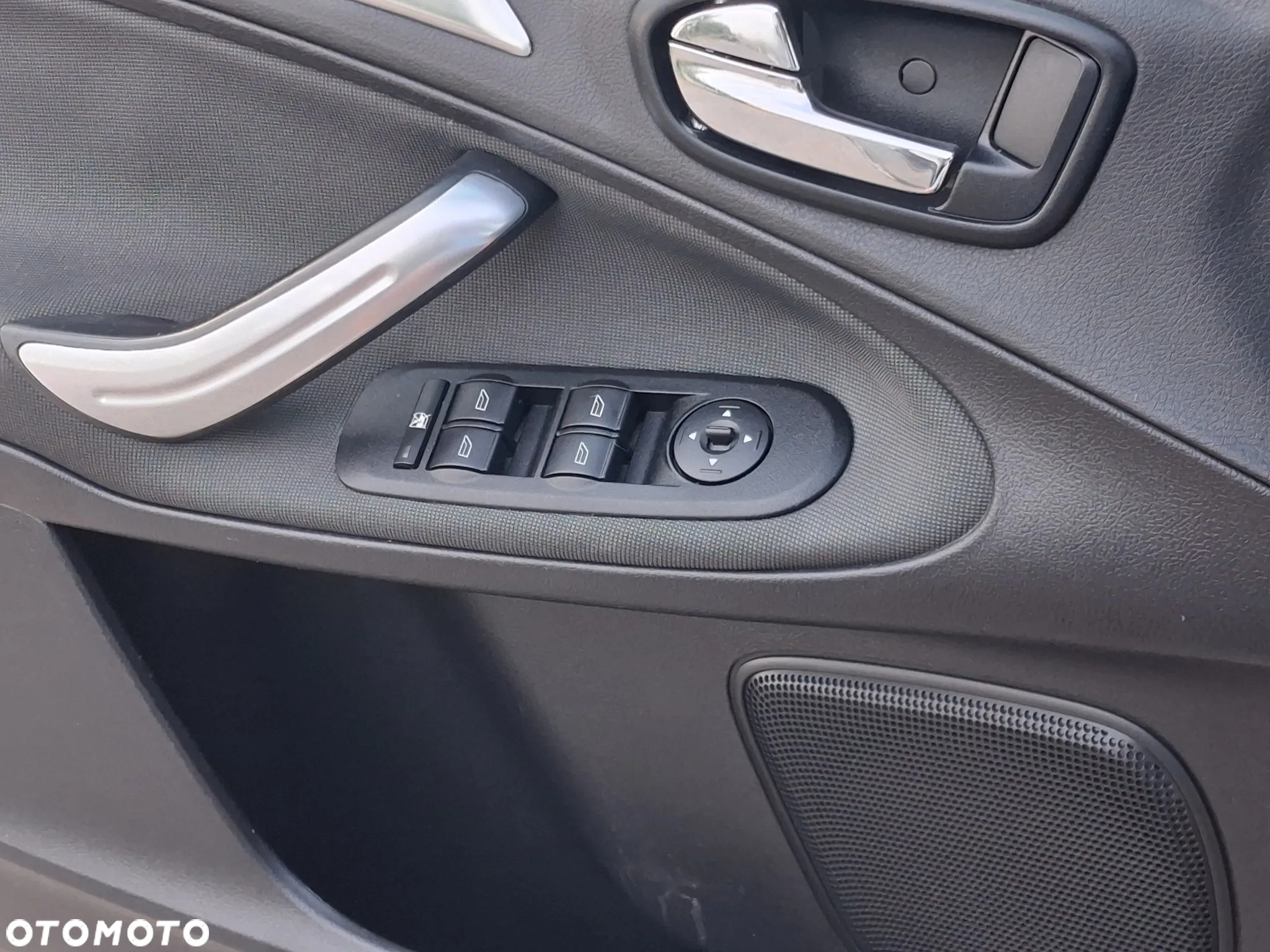 Ford S-Max 2.0 Ambiente - 13
