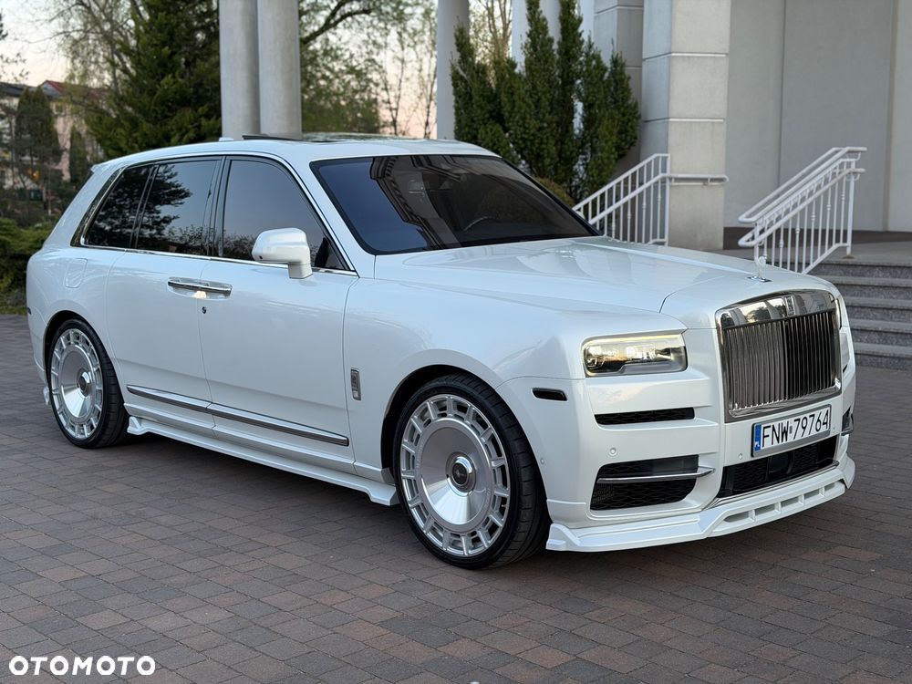 Rolls-Royce Cullinan - 13