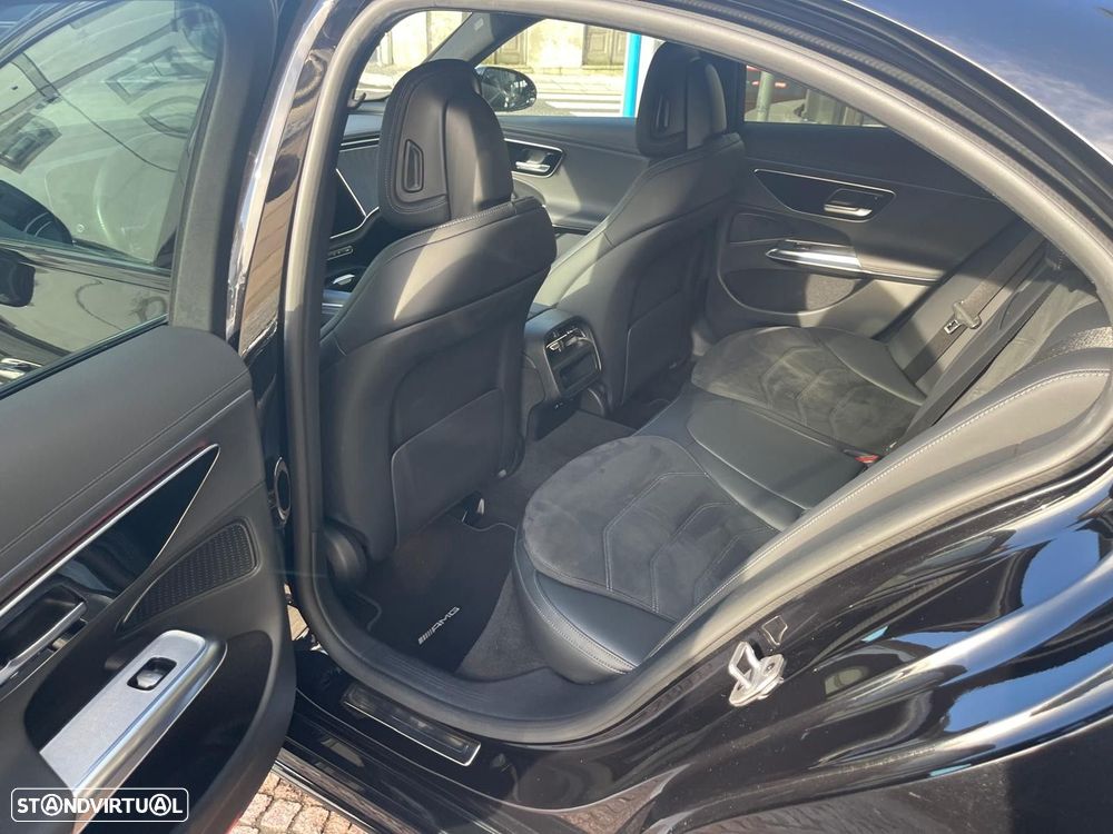 Mercedes-Benz E 220 d AMG Line - 25