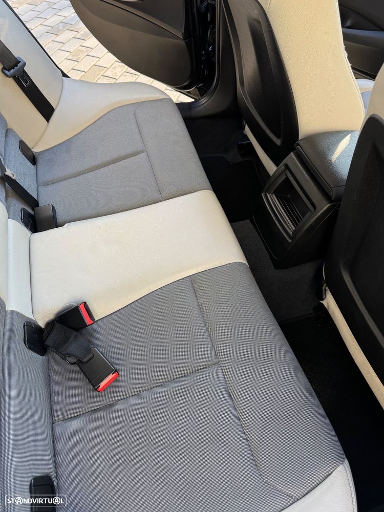 BMW 116 d EDynamics Line Urban - 6