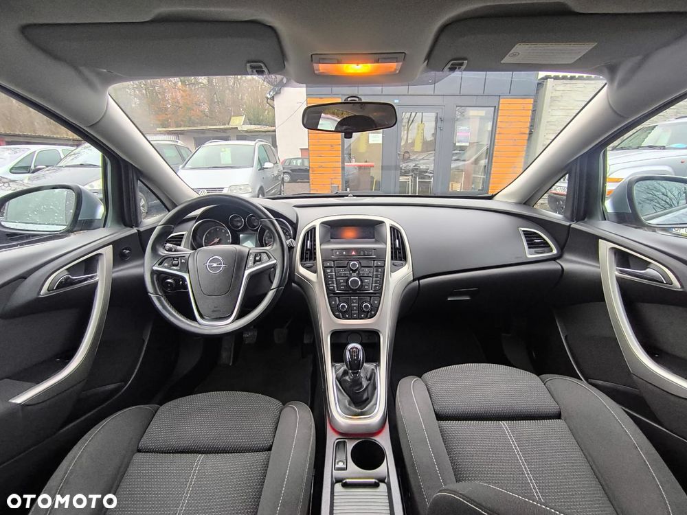 Opel Astra 1.6 Cosmo - 2