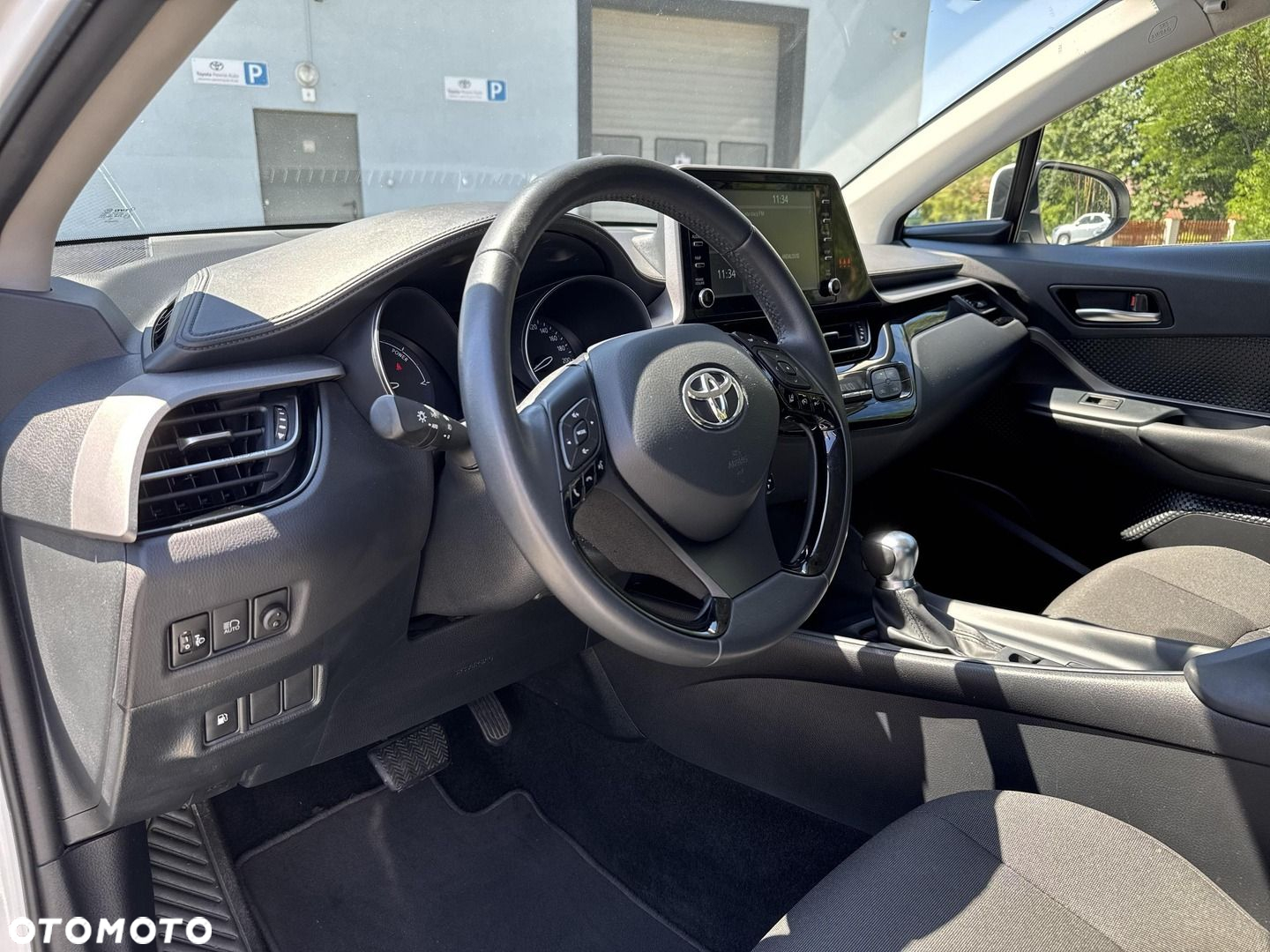 Toyota C-HR - 18