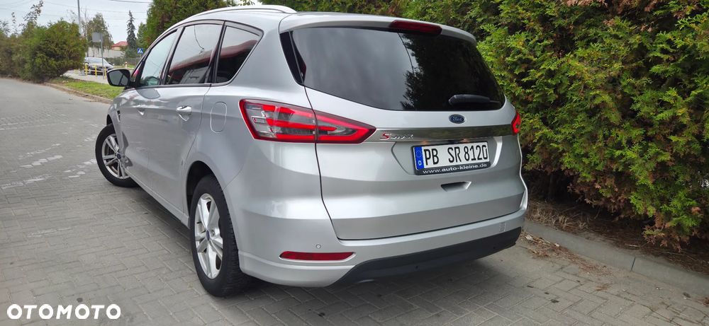 Ford S-Max 1.5 EcoBoost Titanium - 12