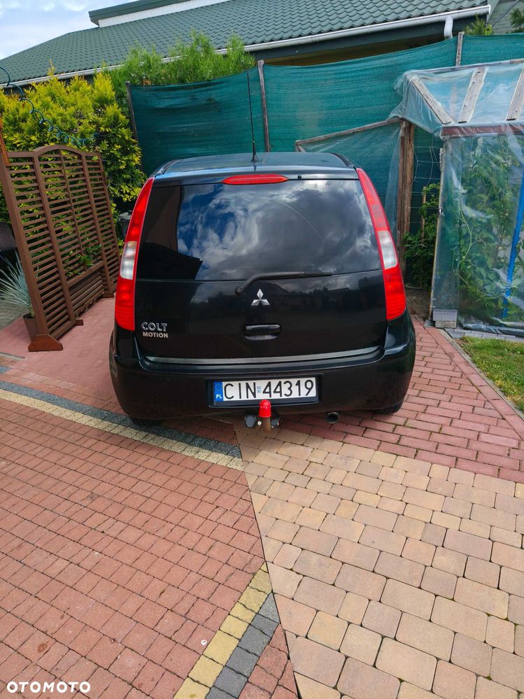 Mitsubishi Colt - 3