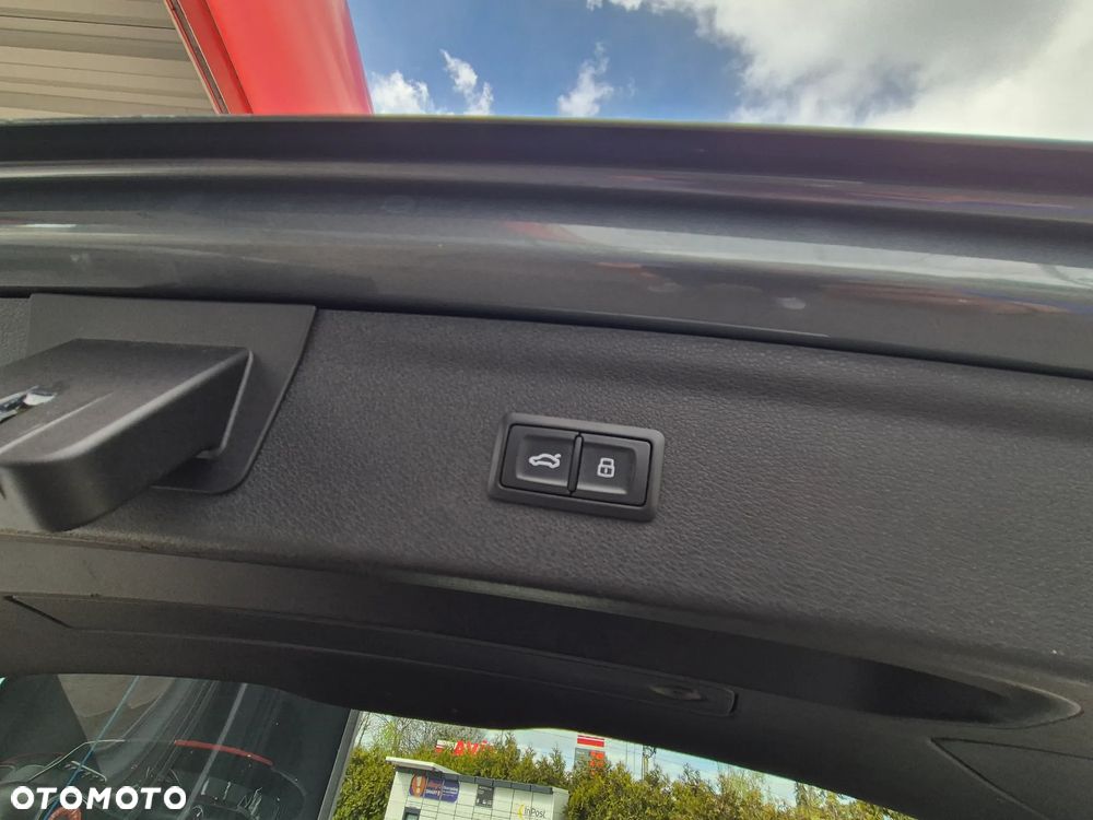 Audi Q3 2.0 TFSI Quattro Sport S tronic - 30