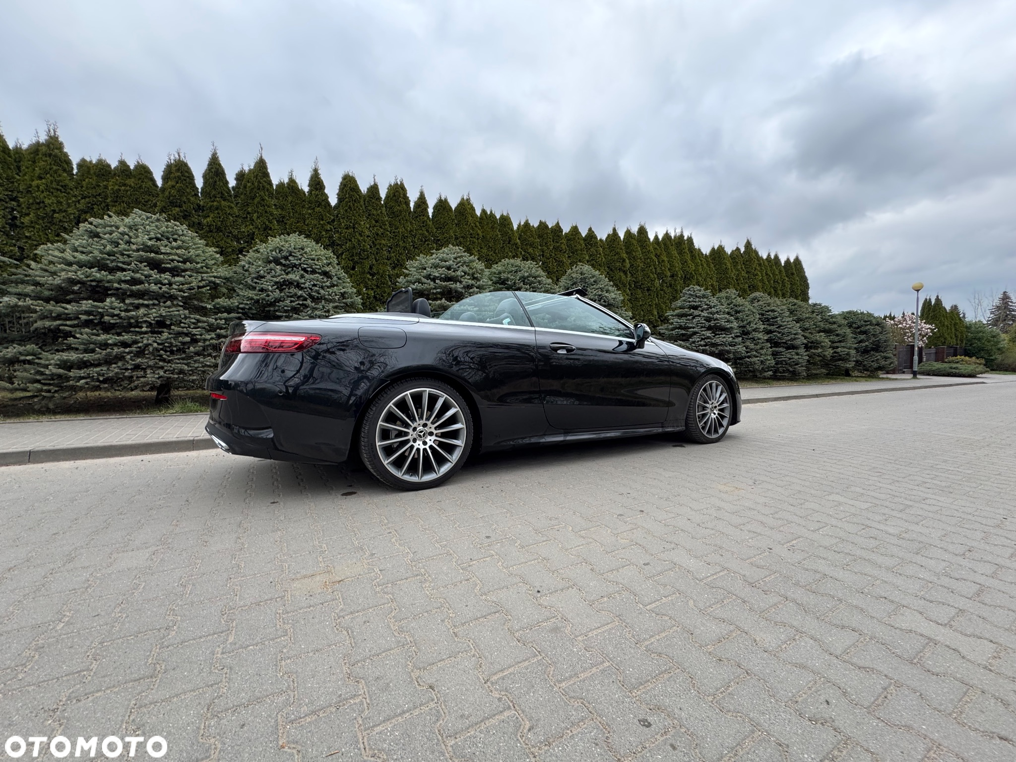 Mercedes-Benz Klasa E 220 d Cabrio 9G-TRONIC AMG Line - 27
