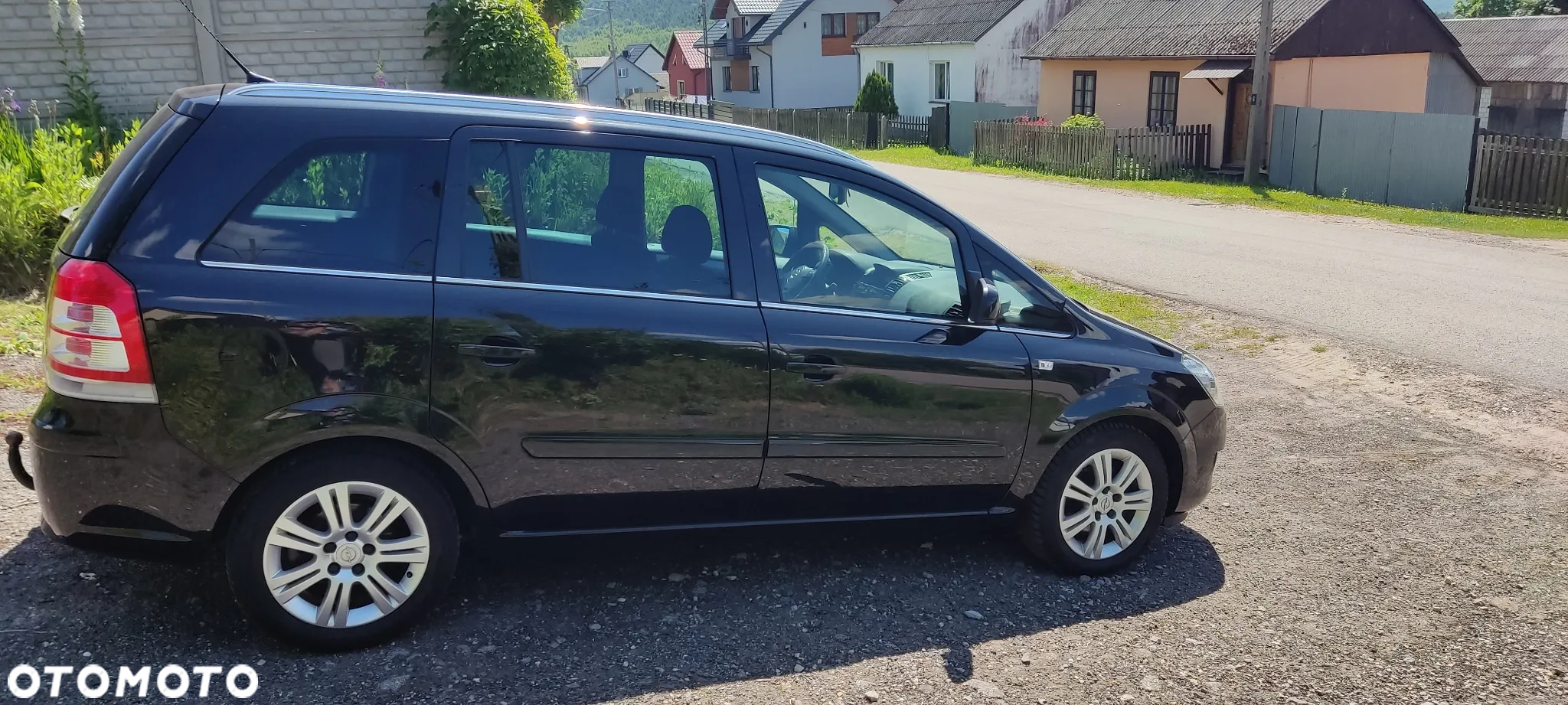 Opel Zafira 1.8 Family Plus - 2
