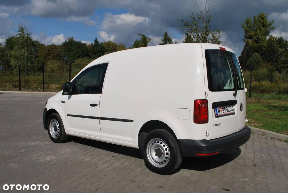Volkswagen Caddy - 2