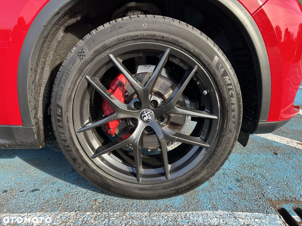 Alfa Romeo Stelvio 2.0 Turbo B-Tech Edition Q4 - 11