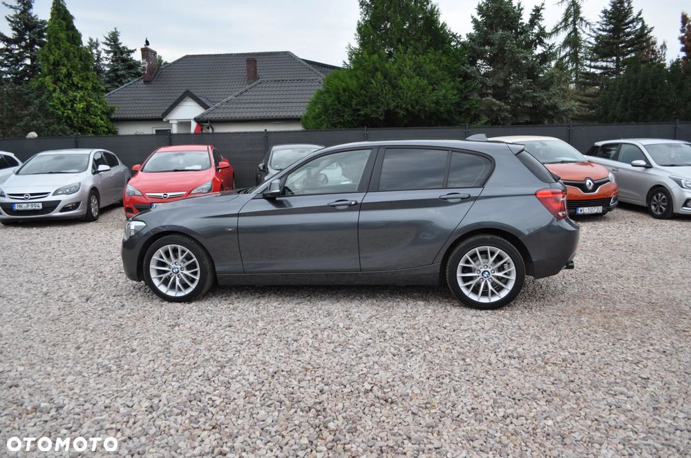 BMW Seria 1 116i - 11