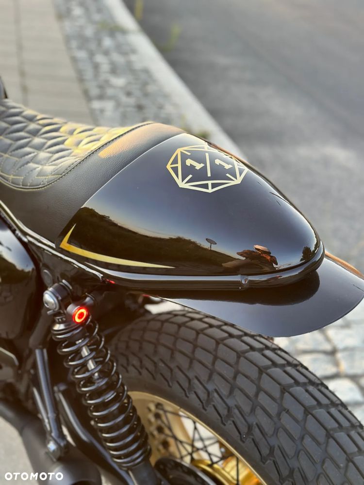 Triumph Speed Twin - 18